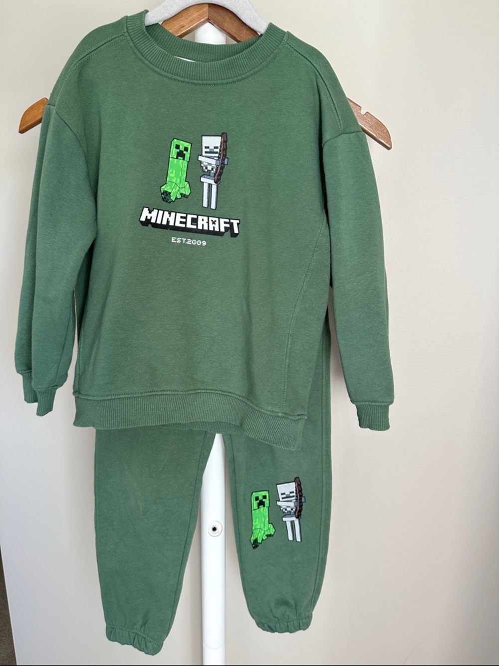 H&M x Minecraft Sweatsuit 6X